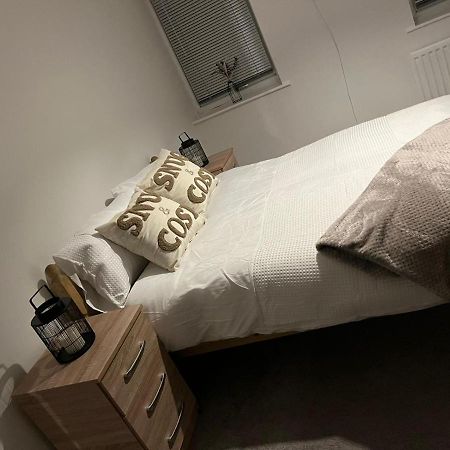 2 Bed Hengrove Βίλα Μπρίστολ Εξωτερικό φωτογραφία
